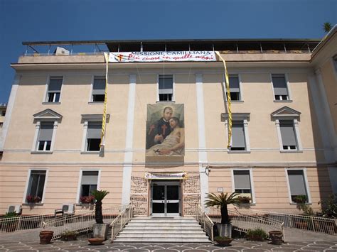 77 recensioni di Ospedale S. Maria della Pietà a Casoria.